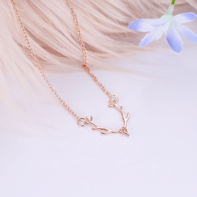 Woozu Vintage petit bois de cerf tête de cerf collier petit bois mignon collier ras du cou pour les femmes pendentif à breloques bijoux